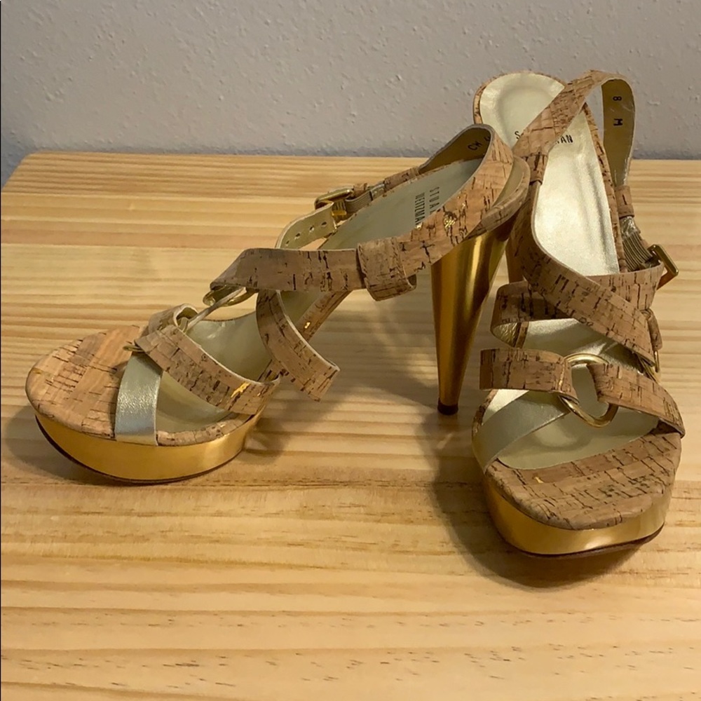Stuart Weitzman NEVER WORN brushed gold platforms